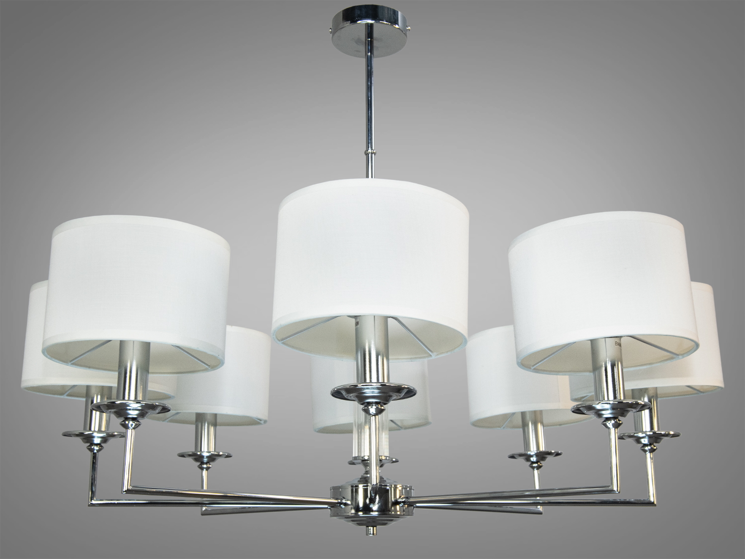 Яскрава стильна люстра для залу з абажурами, колір хром, на 8 ламп