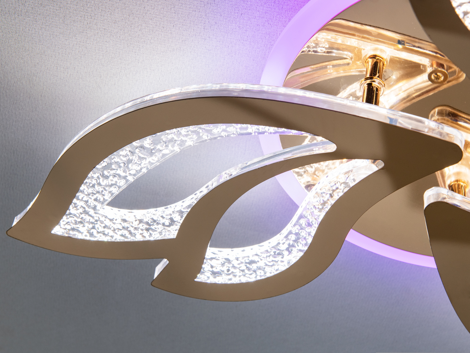Стельова люстра LED 2455-3G золото пульт підсвічування