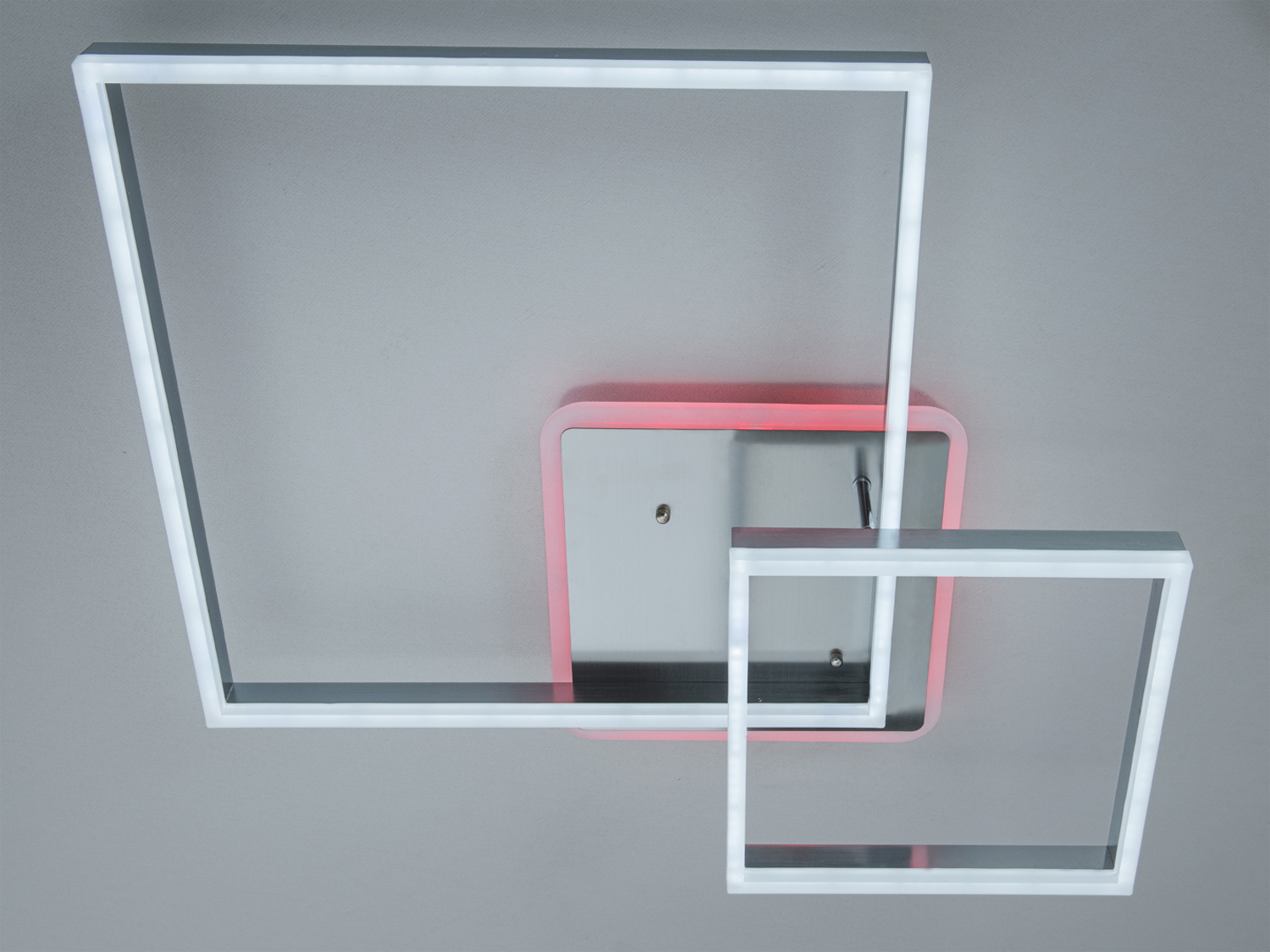 Світильник з червоним підсвічуванням, квадратна форма, металевий корпус, для стельового монтажу в сучасних інтер’єрах.