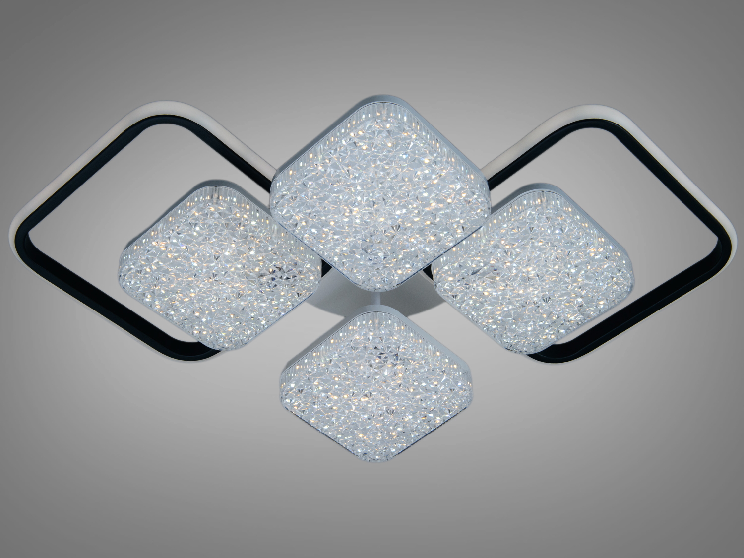 Стельовий світильник з квадратними акриловими вставками, що відбивають світло. Підходить для офісного простору.