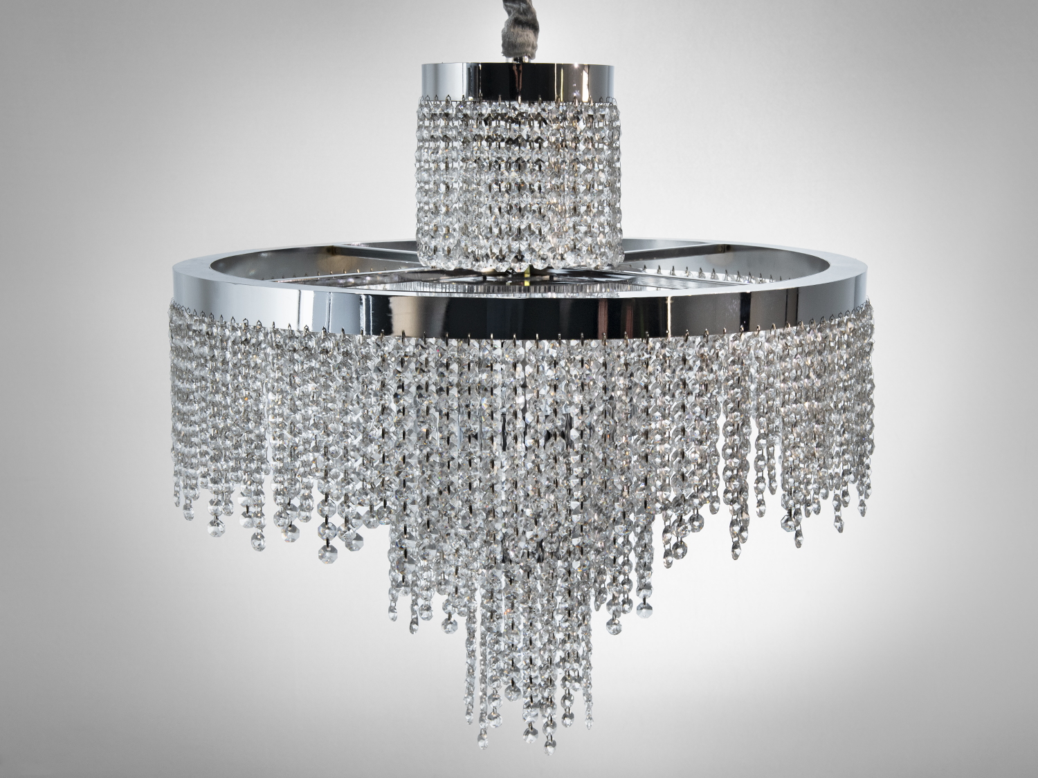 Кришталева люстра Diasha 376 хром 125Вт каскадний дизайн