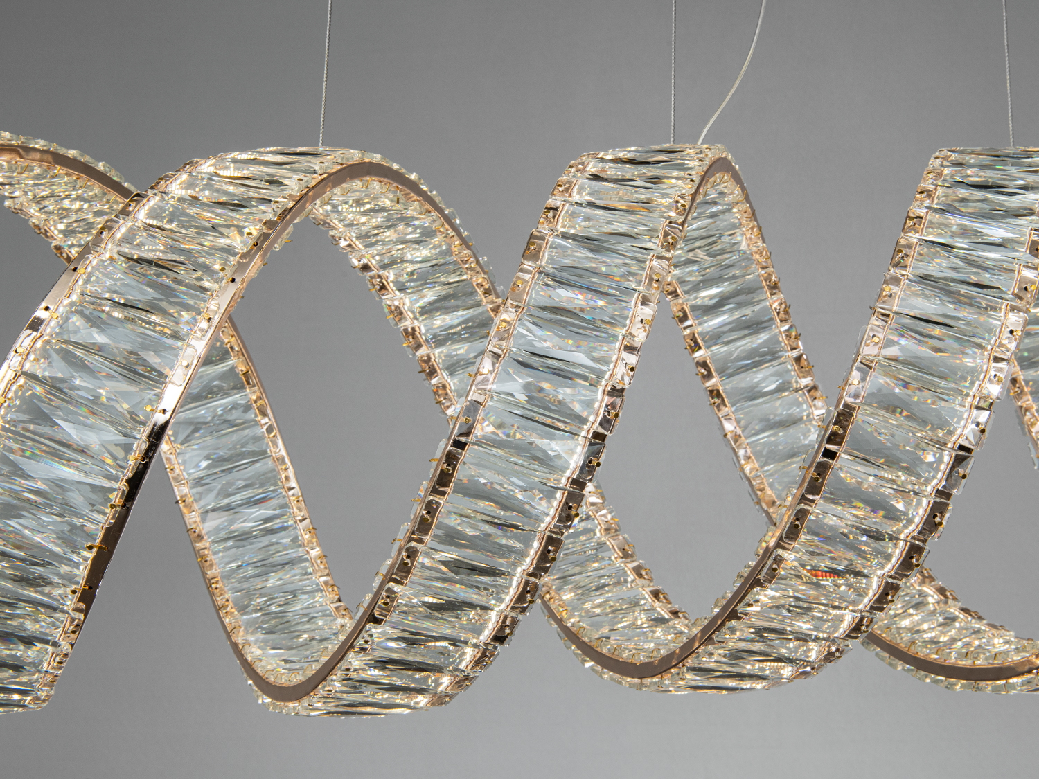 Світлодіодна люстра LED Подвіс 533-1200SG золото спіральний дизайн кристали