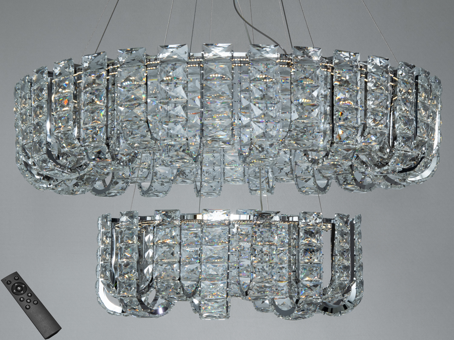 Люстра з пультом дистанційного керування, кришталеві елементи, підвісна конструкція.