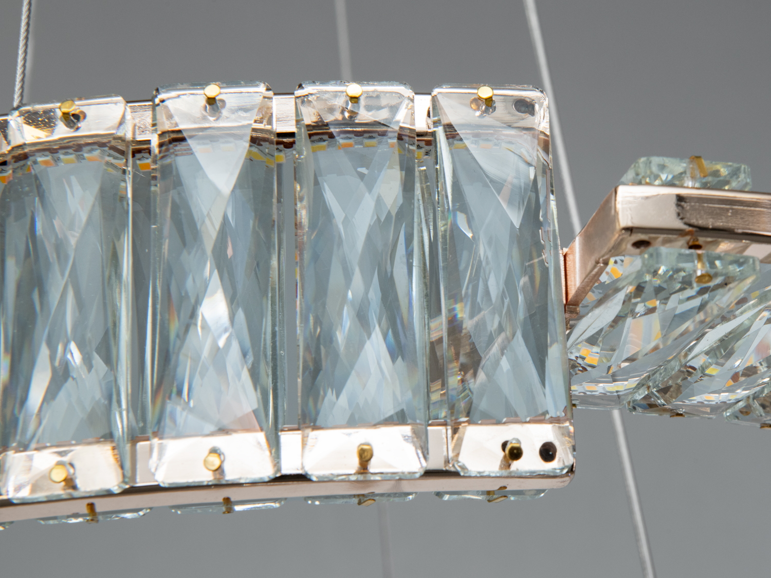 Світлодіодна люстра підвісна LED золото 103 Вт два кільця з кришталем