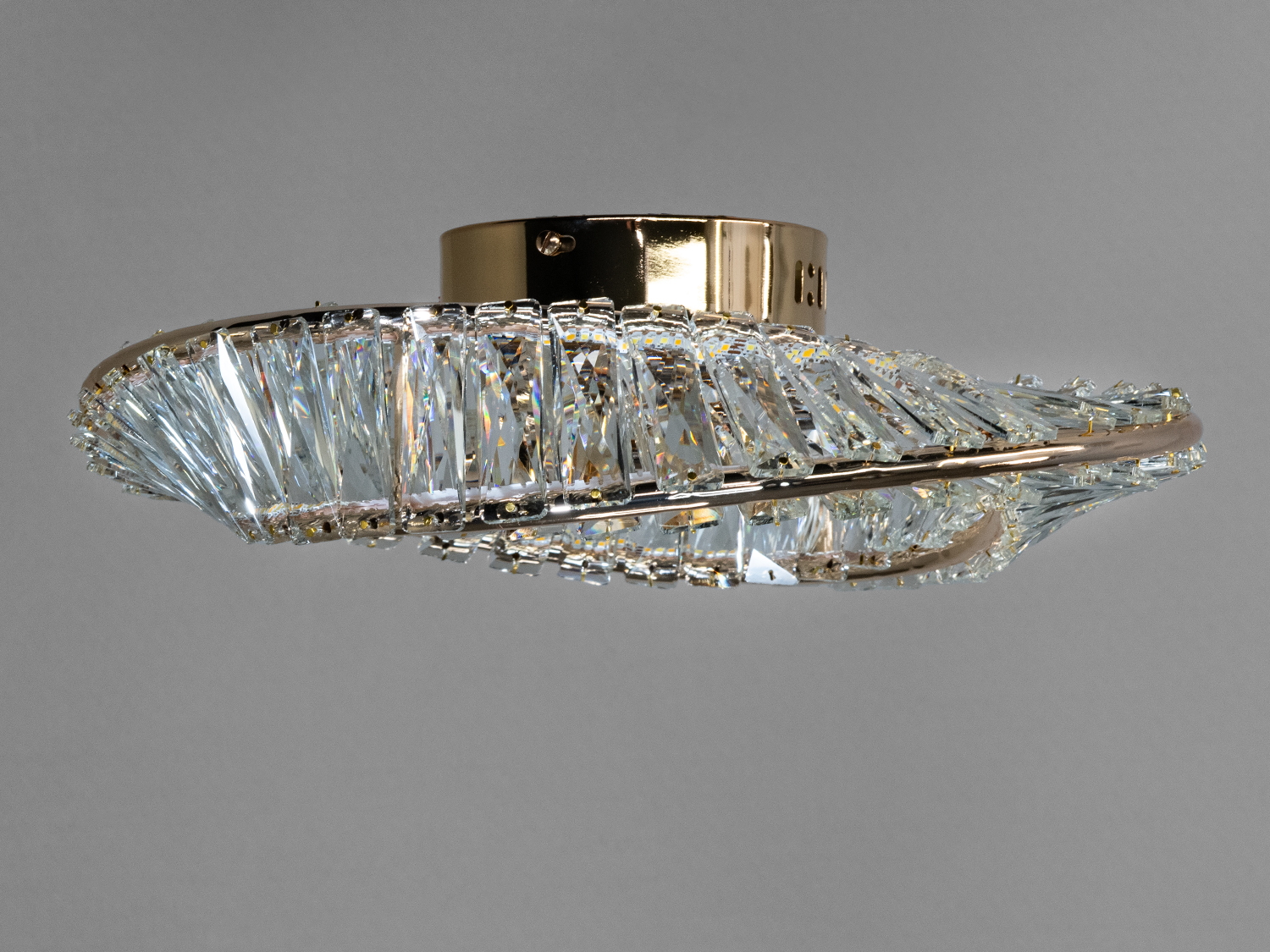 Світлодіодний світильник Diasha 562 золото з кришталевими елементами