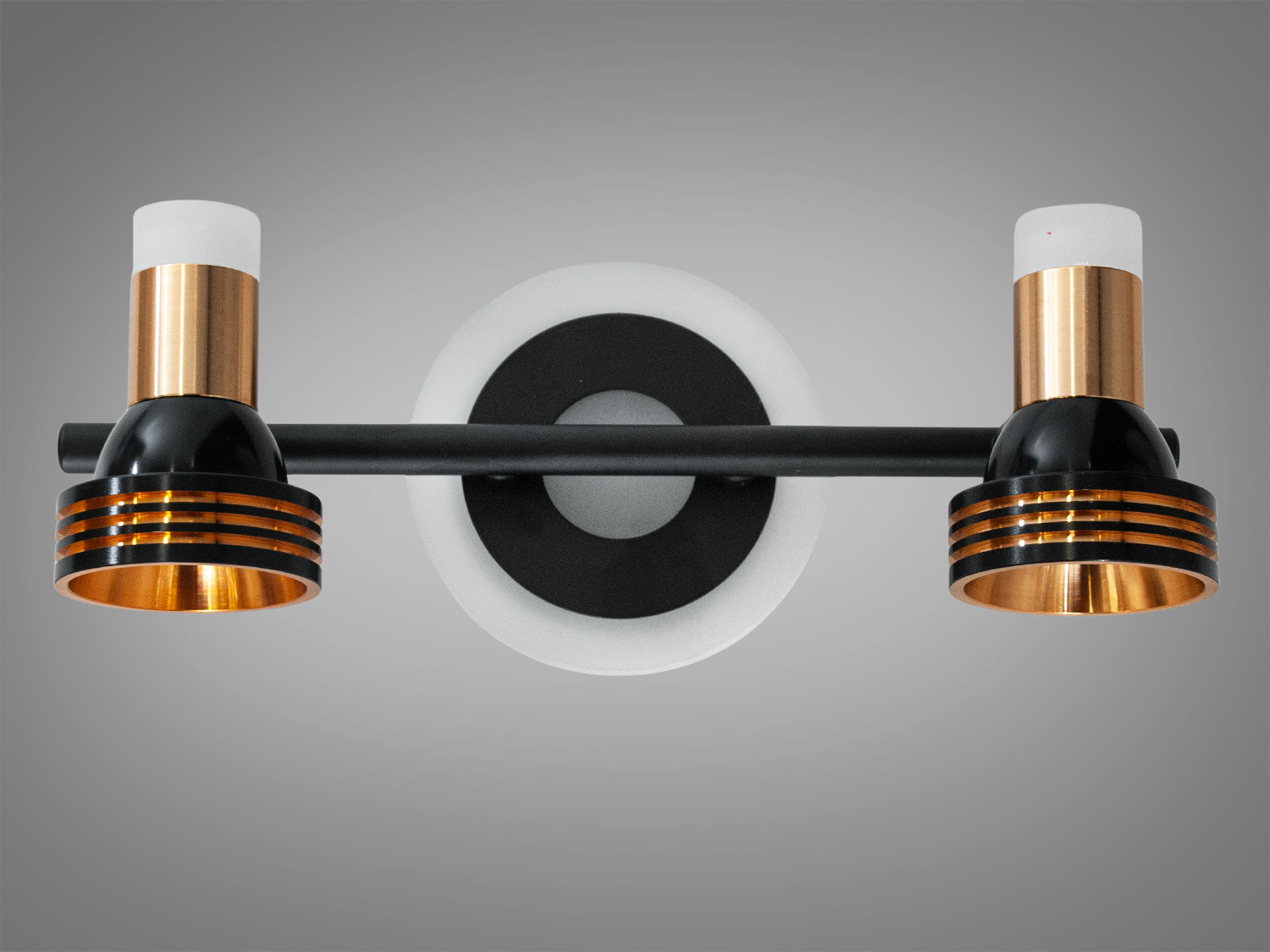 Світильник з двома лампами, чорний, золотий і мідний дизайн. Прямокутна форма підкреслює стиль. Підходить для вітальні або спальні.