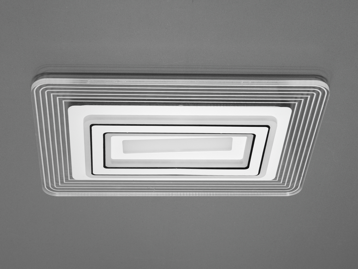 Світильник Diasha 6510 білий багатошаровий дизайн