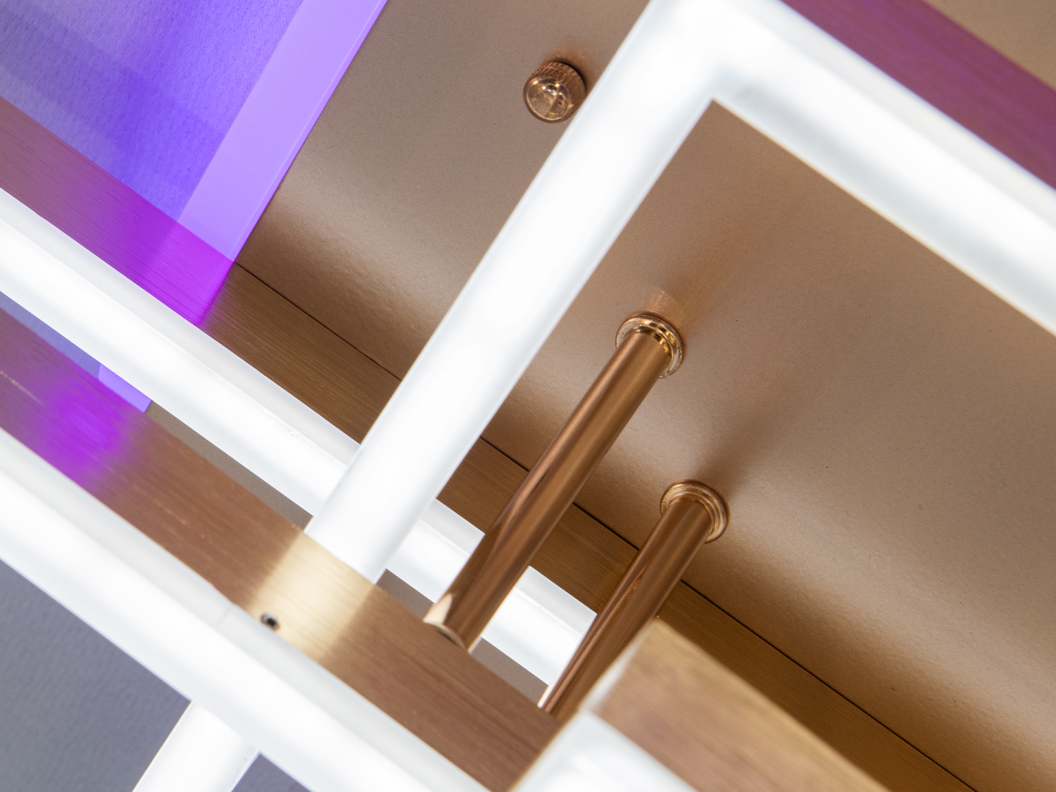 Світлодіодна люстра 7002G-LS золото пульт диммер 145W