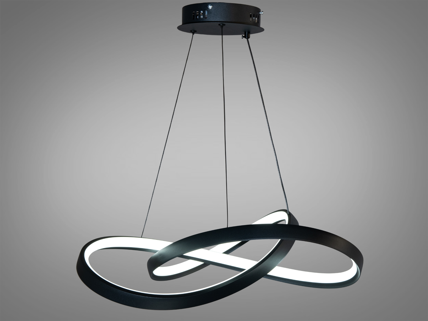 Стильний підвісний світильник з LED кільцями, чорний метал. Підходить для монтажу у вітальні або офісі.