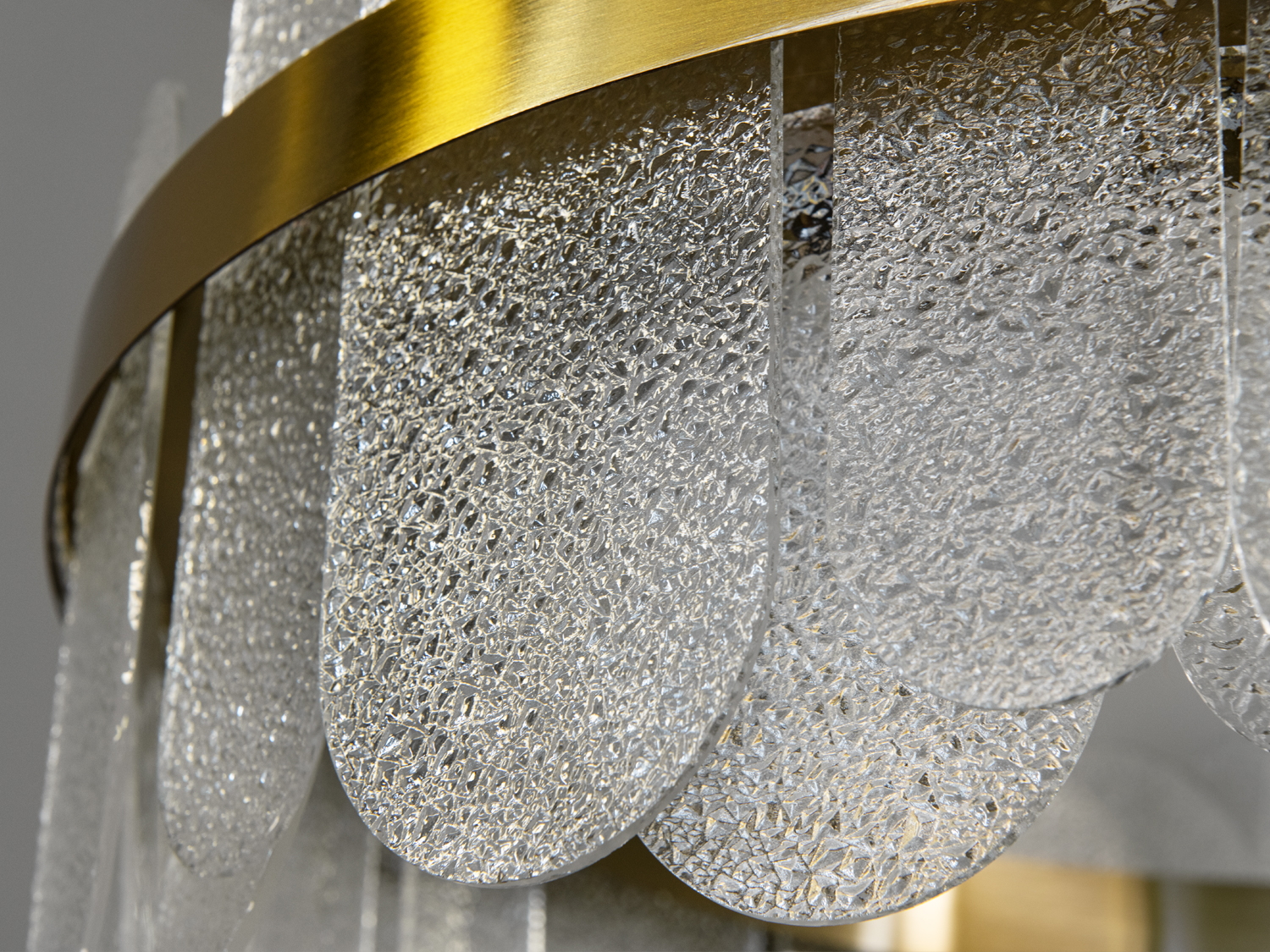 Підвісна люстра 803-600SGD золото скляні елементи