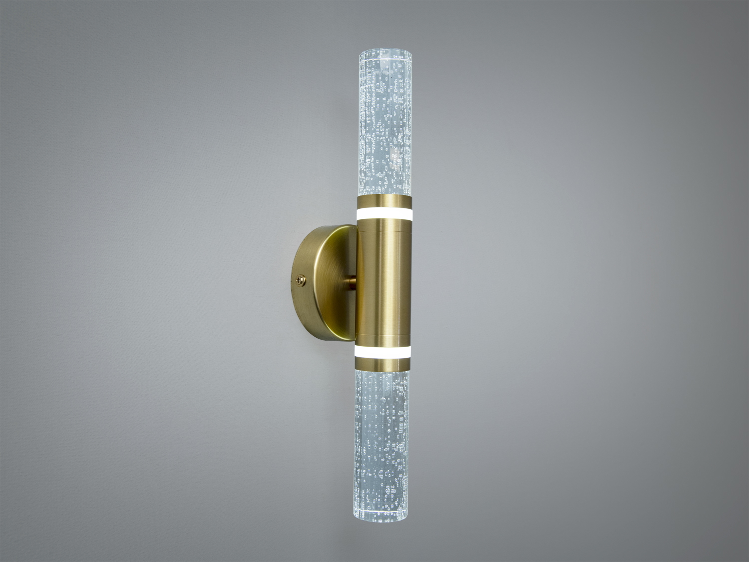 Настінне LED бра Diasha 6 Вт золото зі скляними циліндрами з бульбашками створює м′яке підсвічування та акцент у сучасному інтер′єрі.