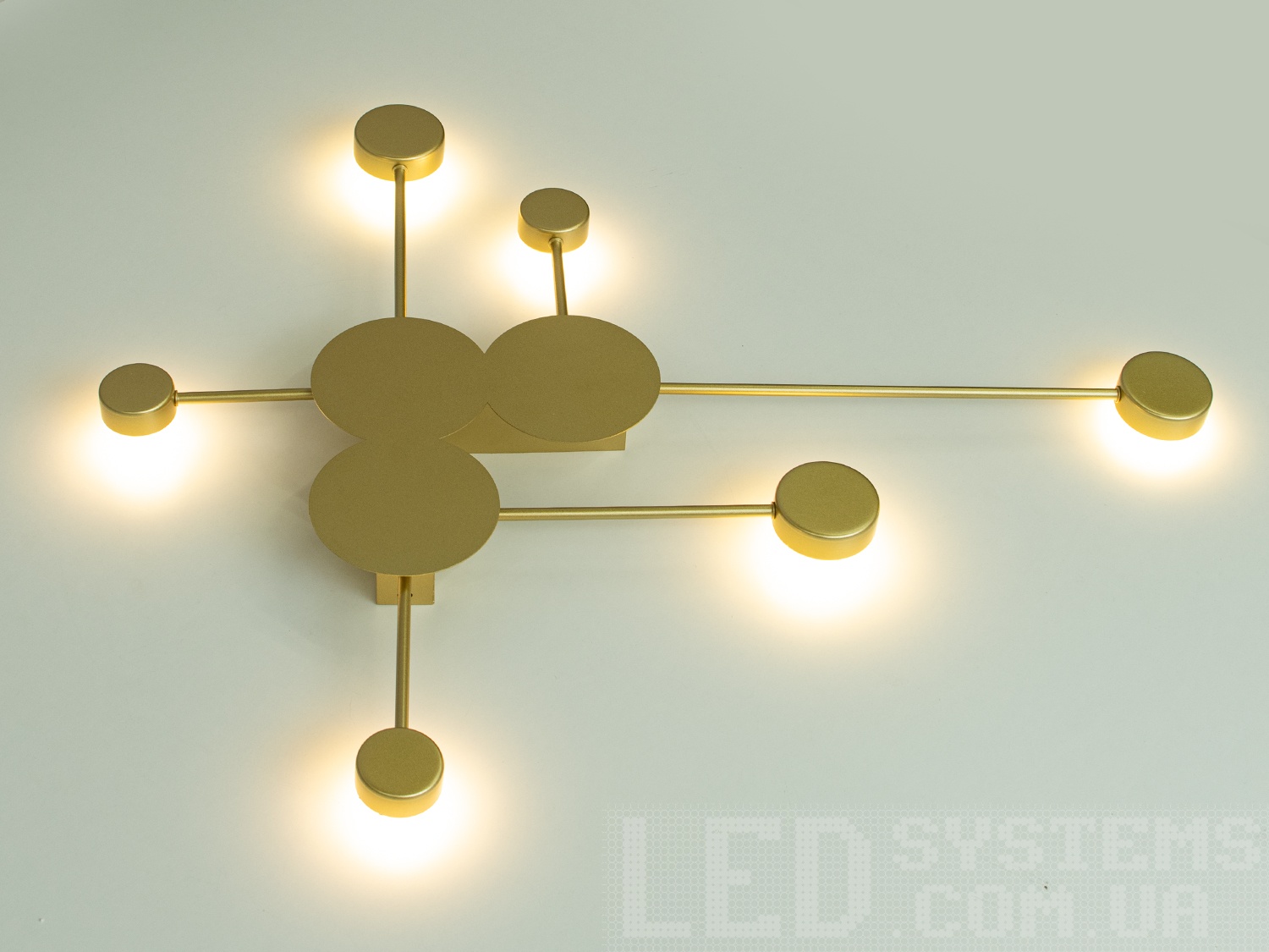 Сучасний Led світильник у стилі