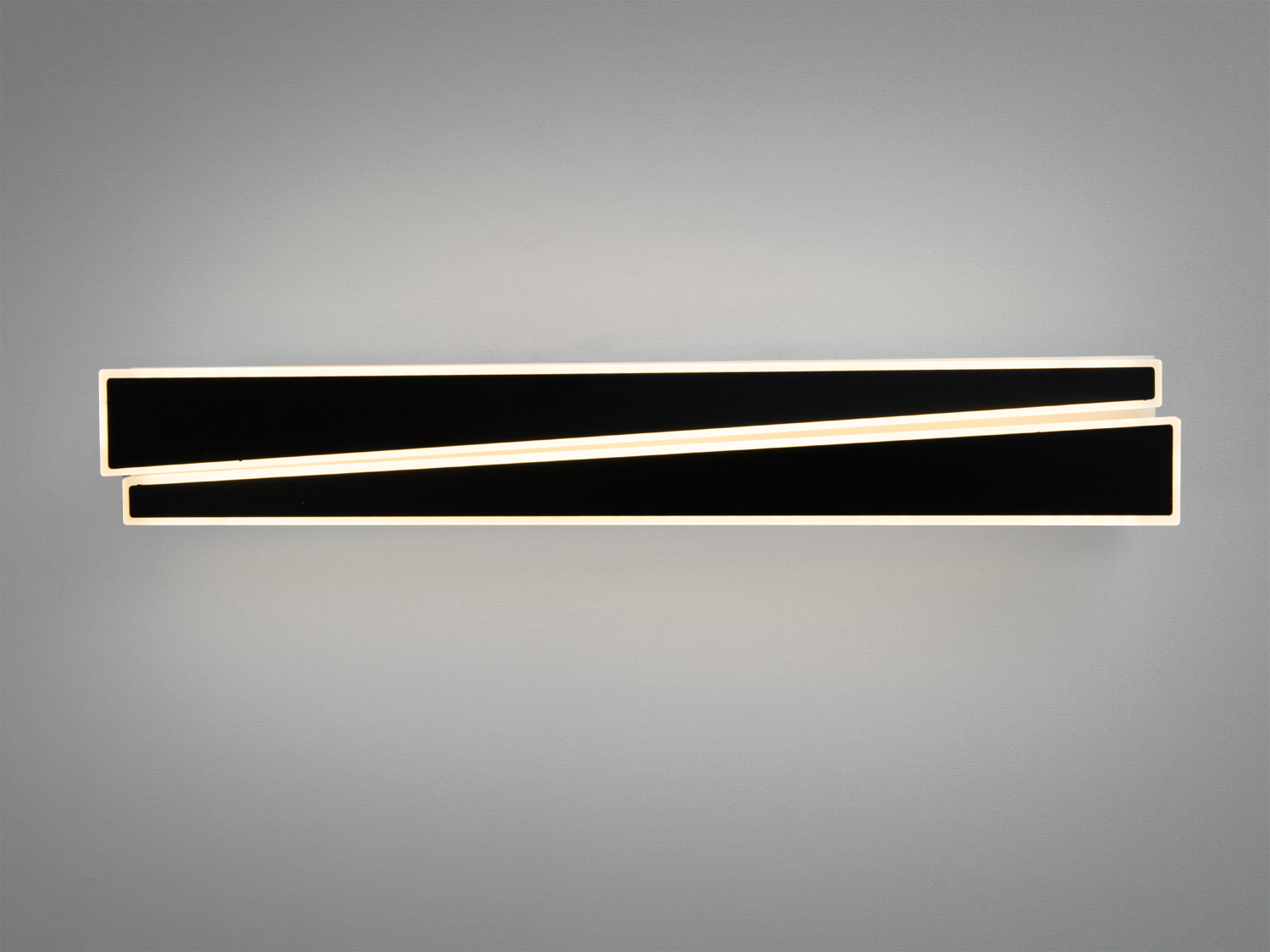 Настінне LED бра Diasha 9450L-LS чорне 25 Вт з геометричним дизайном та рівномірним м′яким світлом для сучасних інтер′єрів.