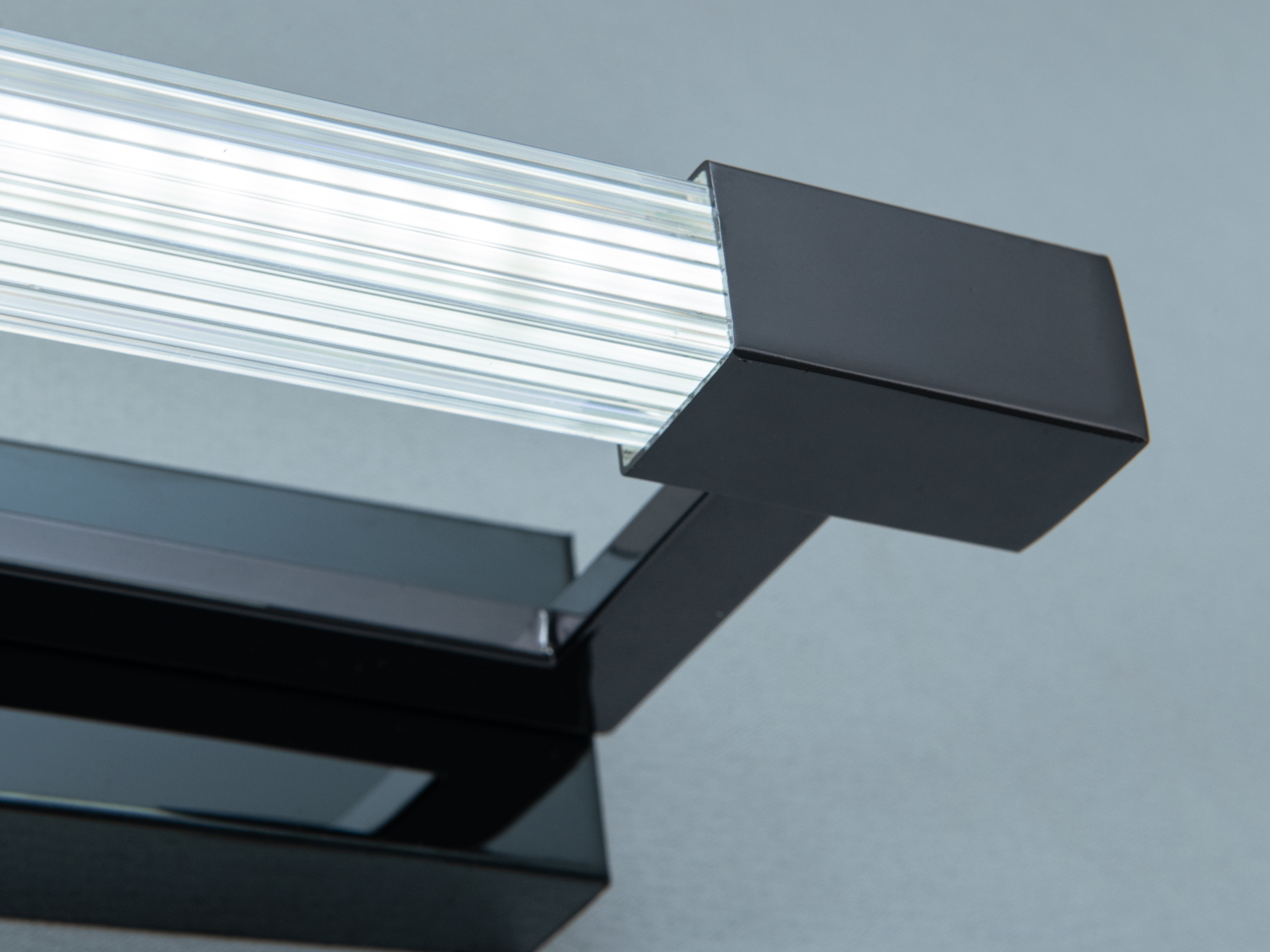 Бра лофт Diasha 9602L чорний хром LED 9 Вт для дзеркал