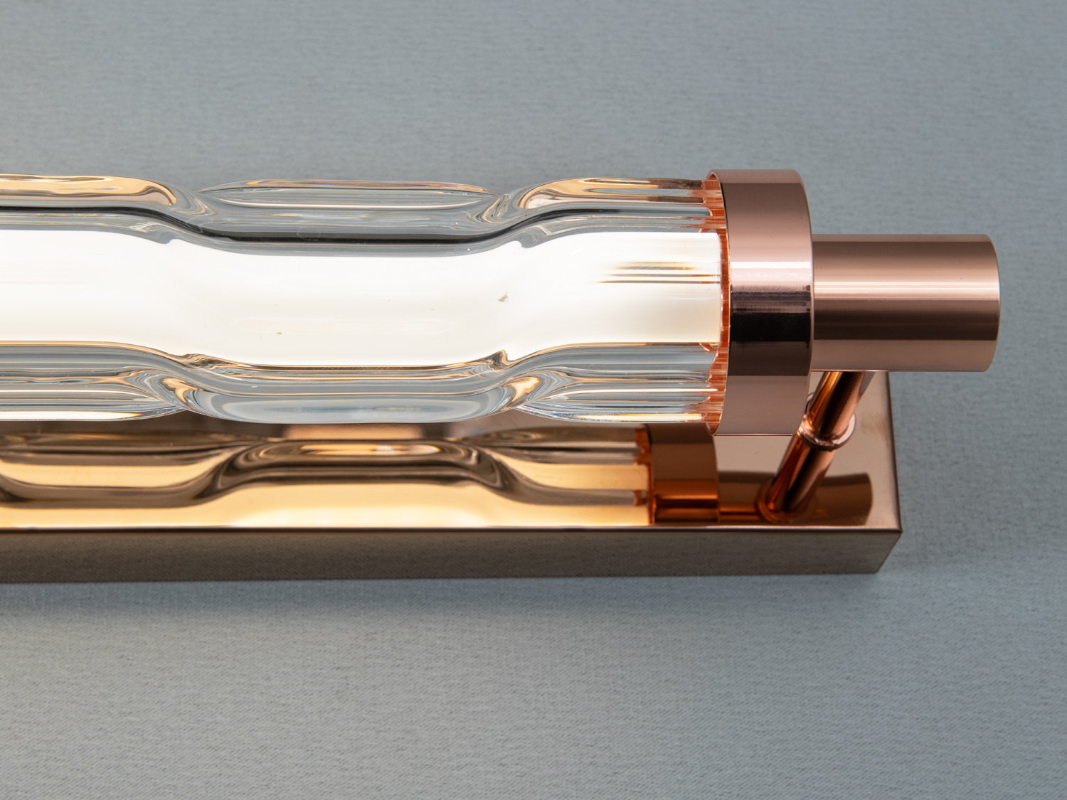 Бра лофт Diasha 14 W золото хвилясте скло LED акцентне світло