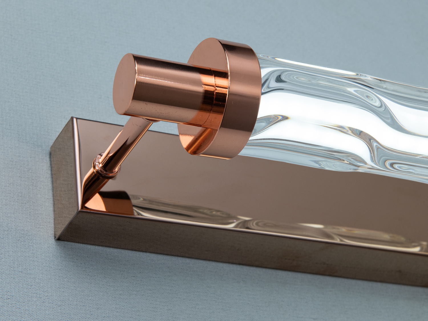 Настінне LED бра Лофт золото хвилясте скло 10 Вт акцентне освітлення