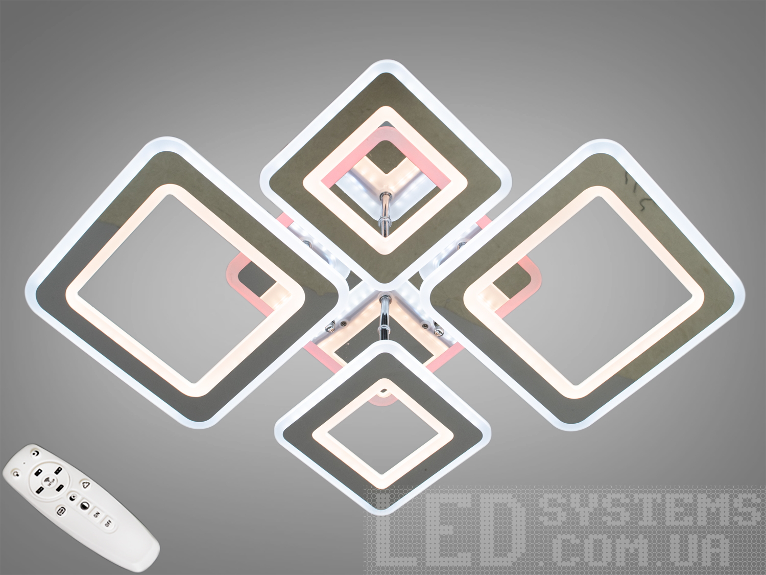 Перед Вами зовсім нове і незвичайне виконання плафонів, що обрамляють LED лампи. Така люстра запросто підійде під будь-який інтер'єр - класичний, сучасний і навіть у стилі «хай-тек».
Люстра оснащена блоком живлення світлодіодних ламп, пультовим керуванням, порежимним включенням.