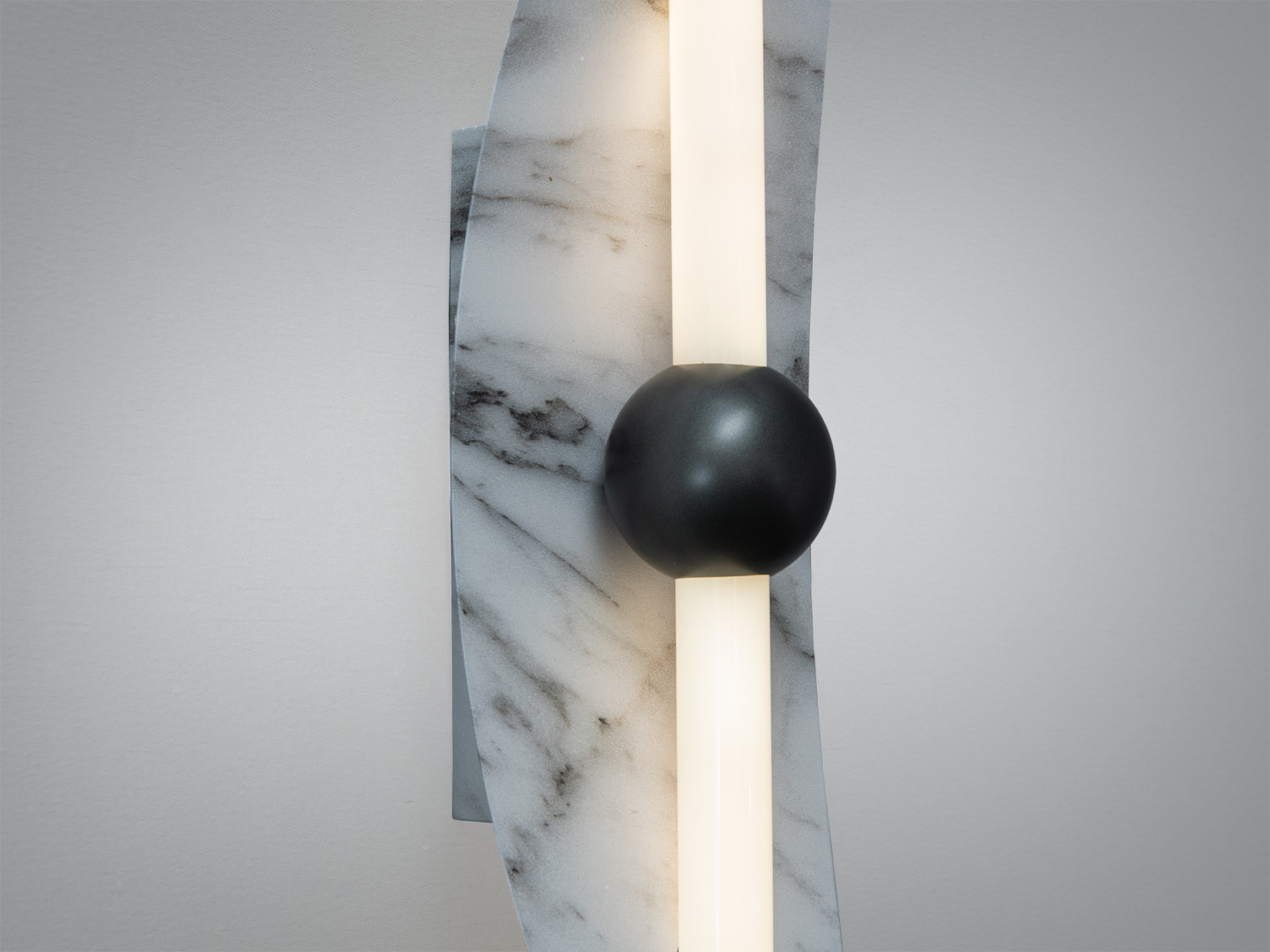 Настінний світлодіодний світильник бра B1013WH-LS білий мармур 9 Вт