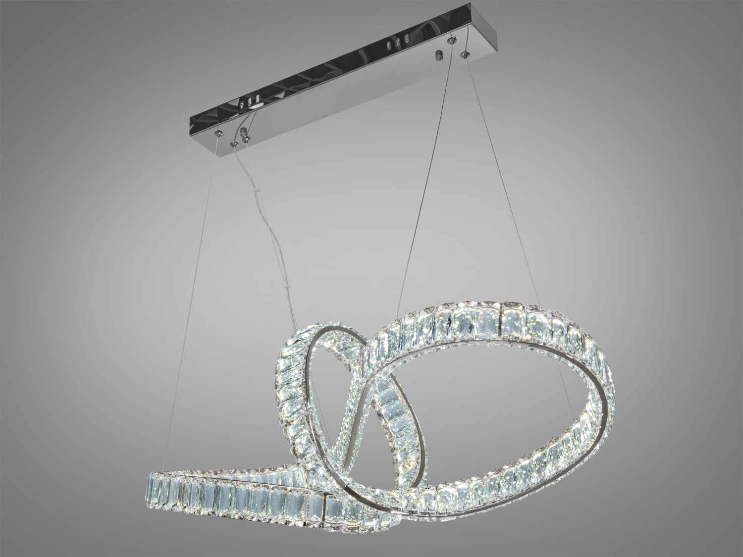 Підвісний світильник з кристалами, форма у вигляді переплетених кілець, підходить для сучасного інтер’єру.