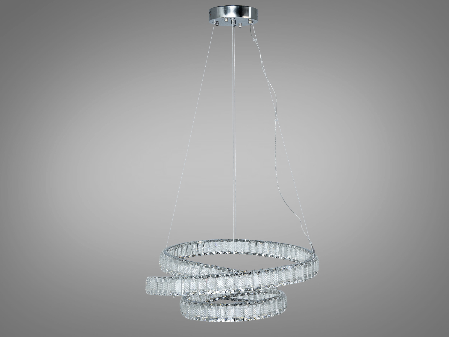 LED люстра 92 Вт у хромі з кришталевими кільцями та пультом димінгу для рівномірного освітлення кімнат до 16 м².