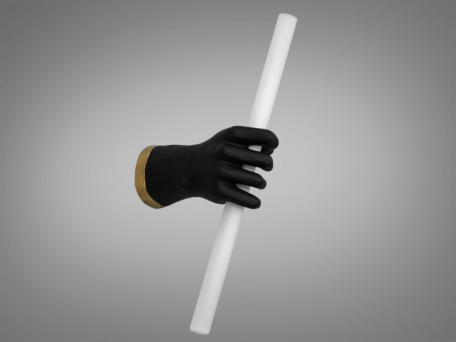 ра виконано у вигляді реалістичної чорної руки, яка ніби виривається зі стіни, утримуючи довгий та витончений світлодіодний стрижень. 