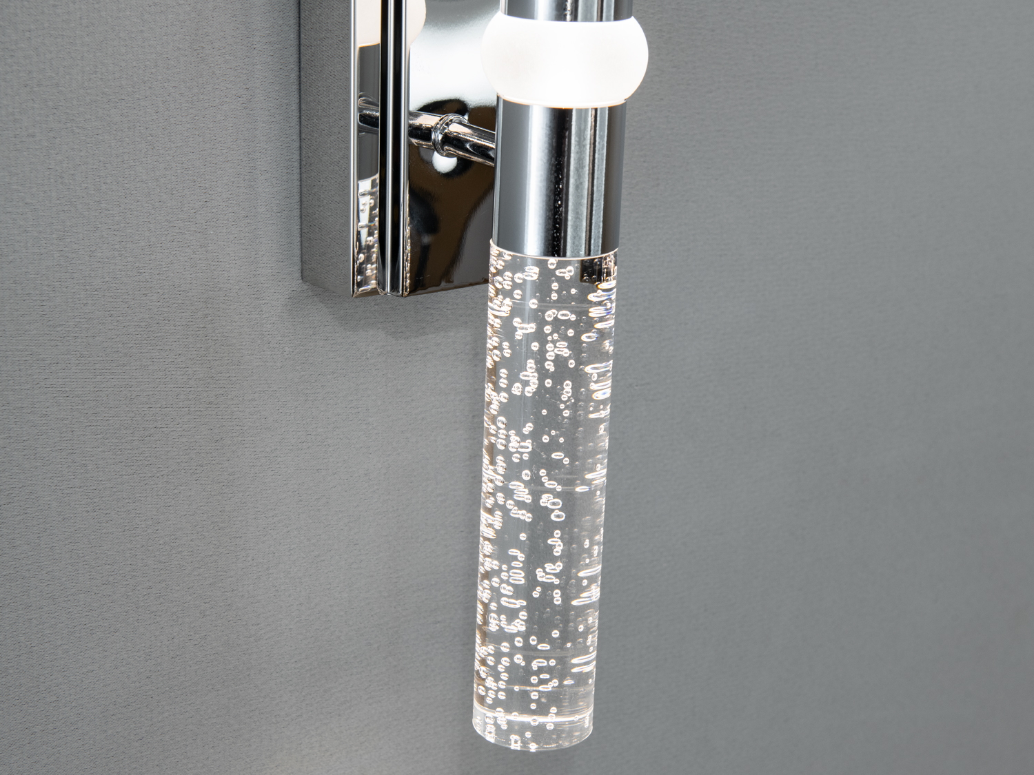 Привабливе світлодіодне бра в спальню, колір хром, 7W