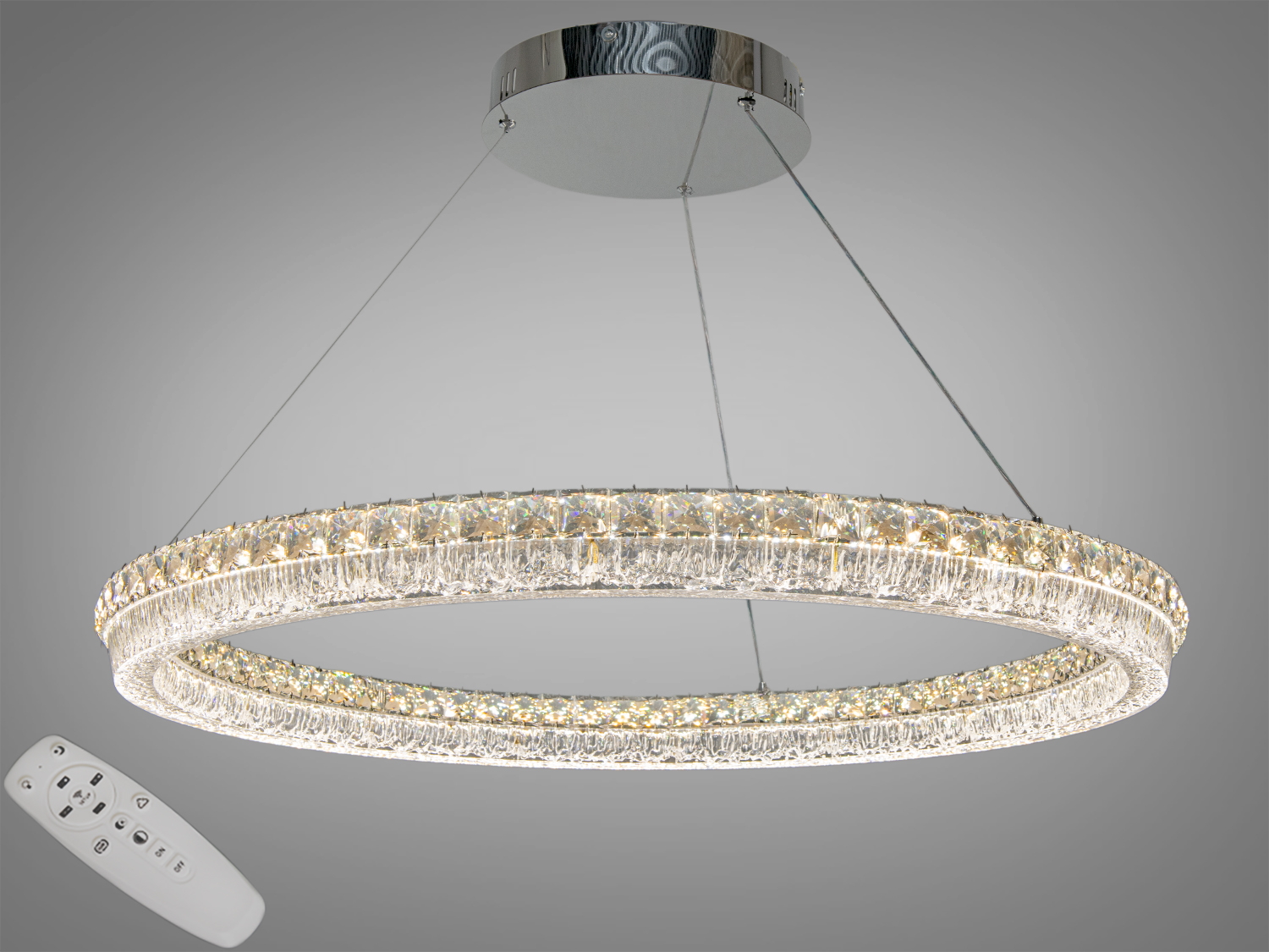 Підвісна LED люстра-кільце 130W у кольорі хром. 7150 lm, 3 температури світла 3200–6000K, пульт і вимикач, регулювання висоти. Для освітлення до 23 м².