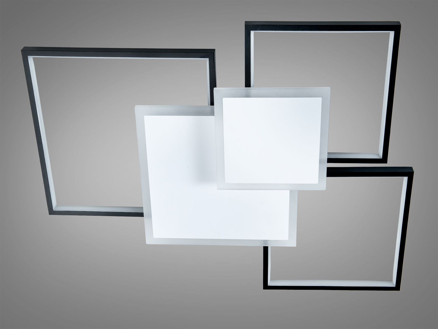 Лампа з чотирьох квадратів з алюмінієвими рамками, що перекриваються, для стильного освітлення. Підходить для офісів.