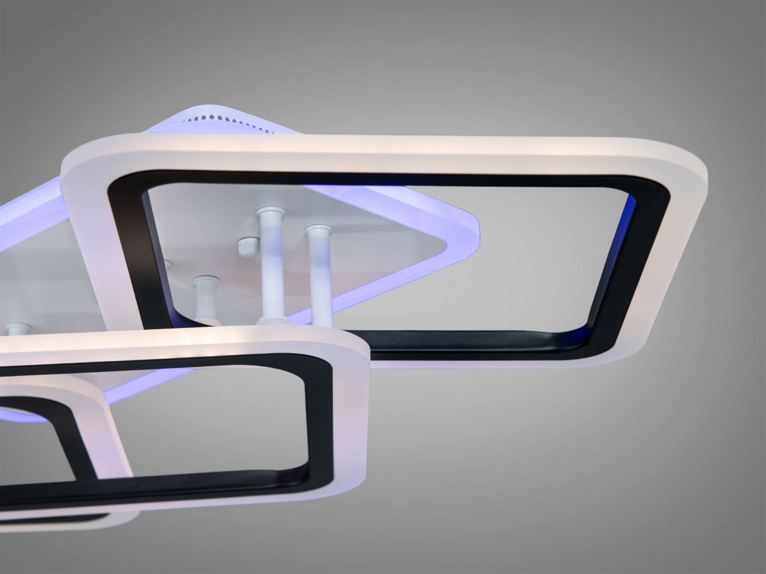 Подовжена LED-люстра в коридор з підсвічуванням, чорний колір, 70W на 10м2