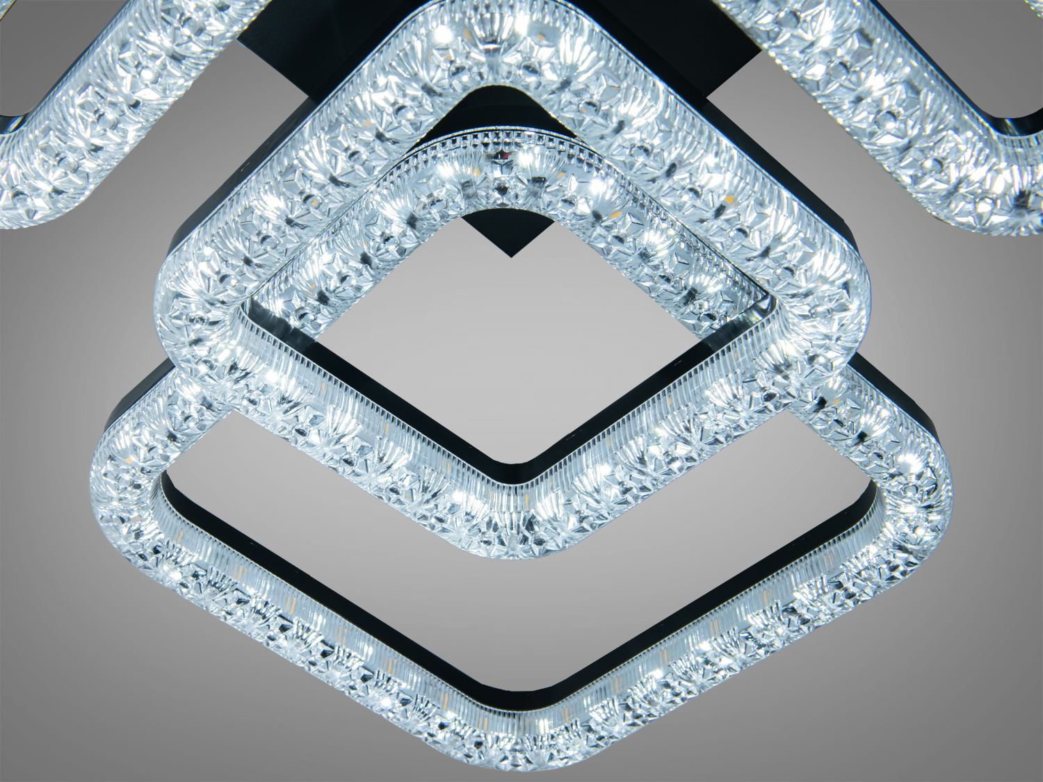 Потолочний світильник з квадратиками та кристалами чорний MX4771-4+4BK-BP-LS