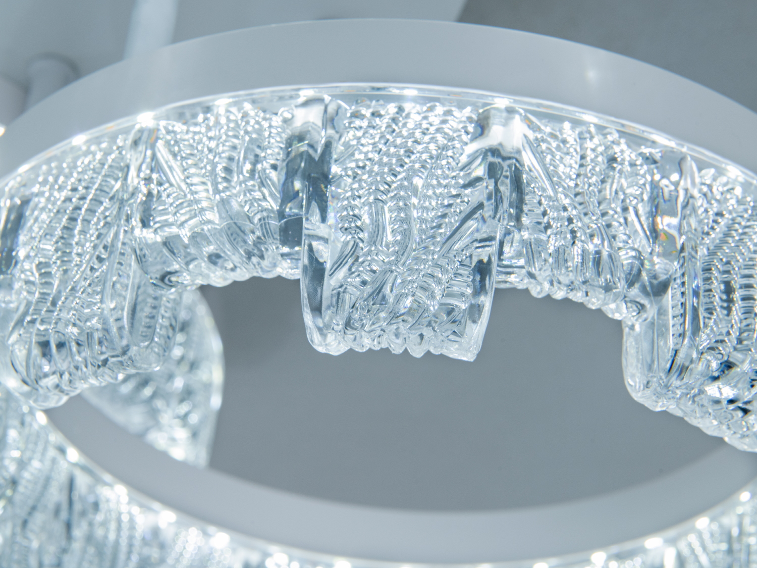 Стельова світлодіодна люстра MX78204-2+2WH біла чотири кільця 105W без пульта