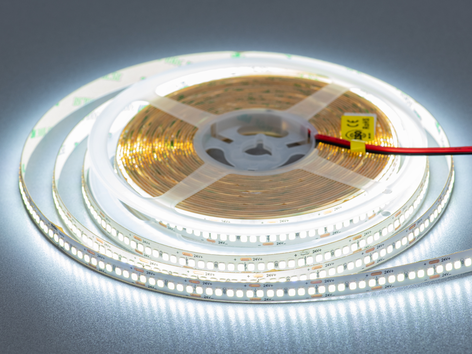 LED стрічка 24в, 240 діодів на метр, 10мм, холодний