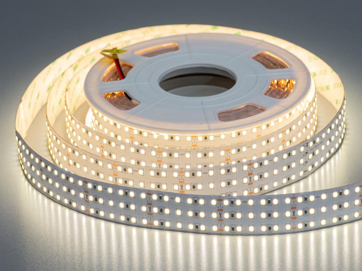 LED стрічка 24В, 360 діодів на метр, 30мм, нейтральний