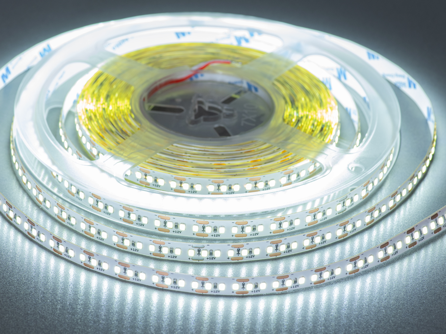 LED стрічка 12В, 180 діодів на метр, 10 мм, холодний