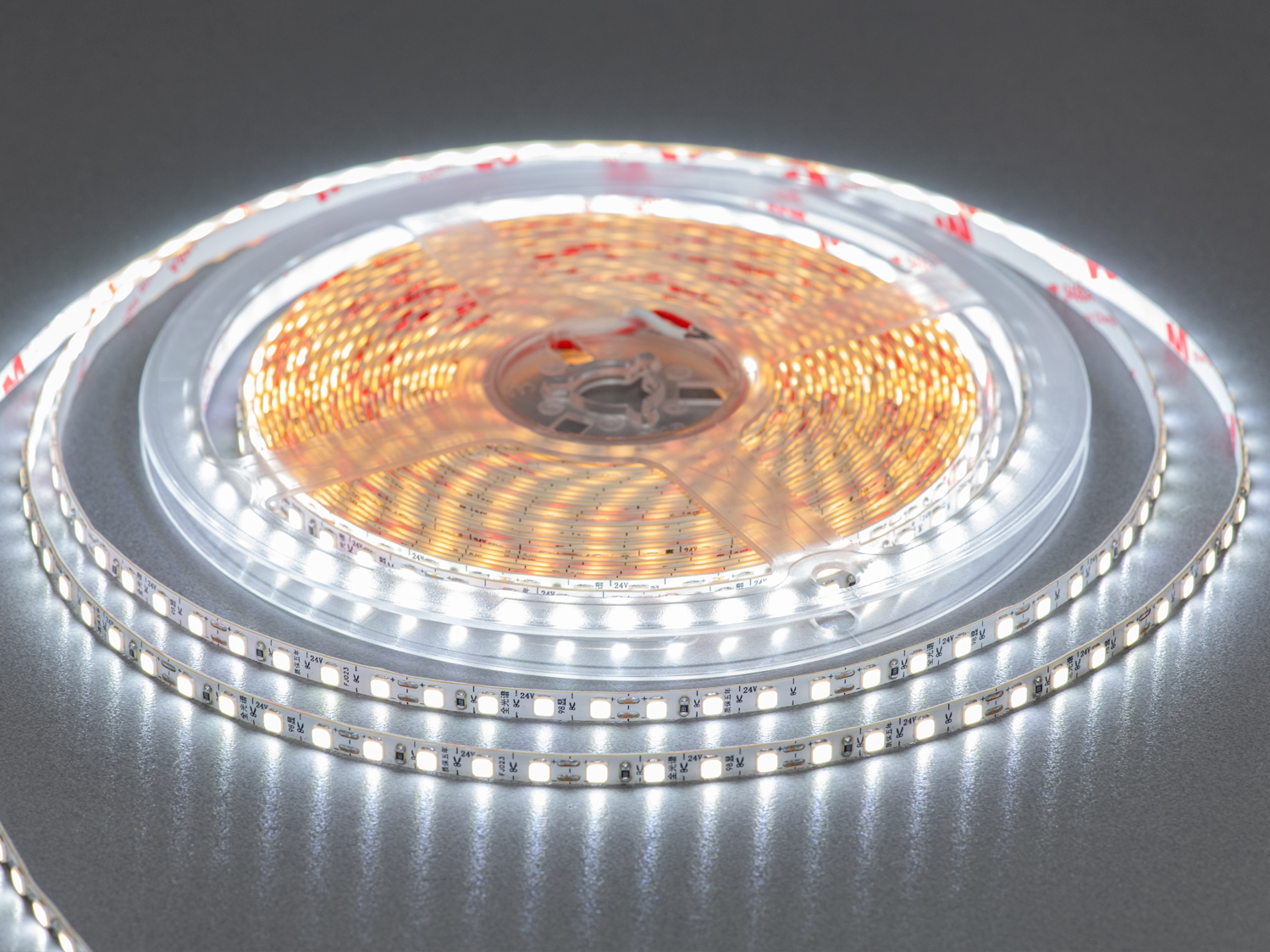 LED стрічка 24В, 120 діодів на метр, 5мм, холодний