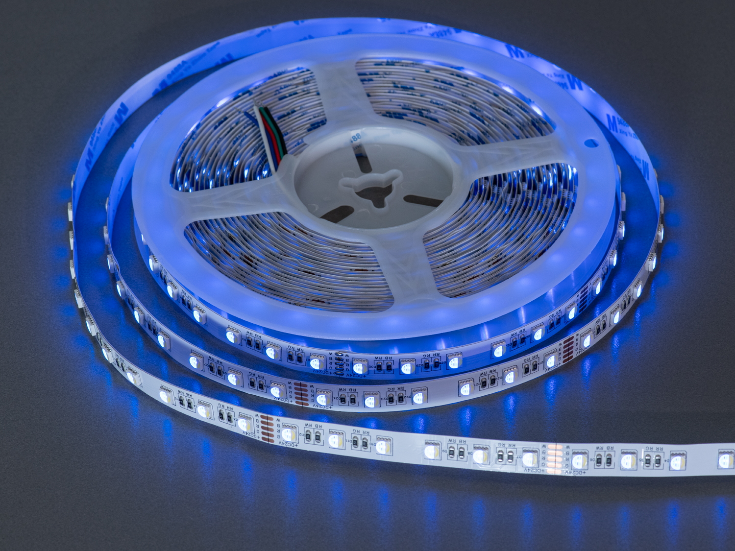 Світлодіодна стрічка 24В 60 діодів RGB+холодний білий 10мм