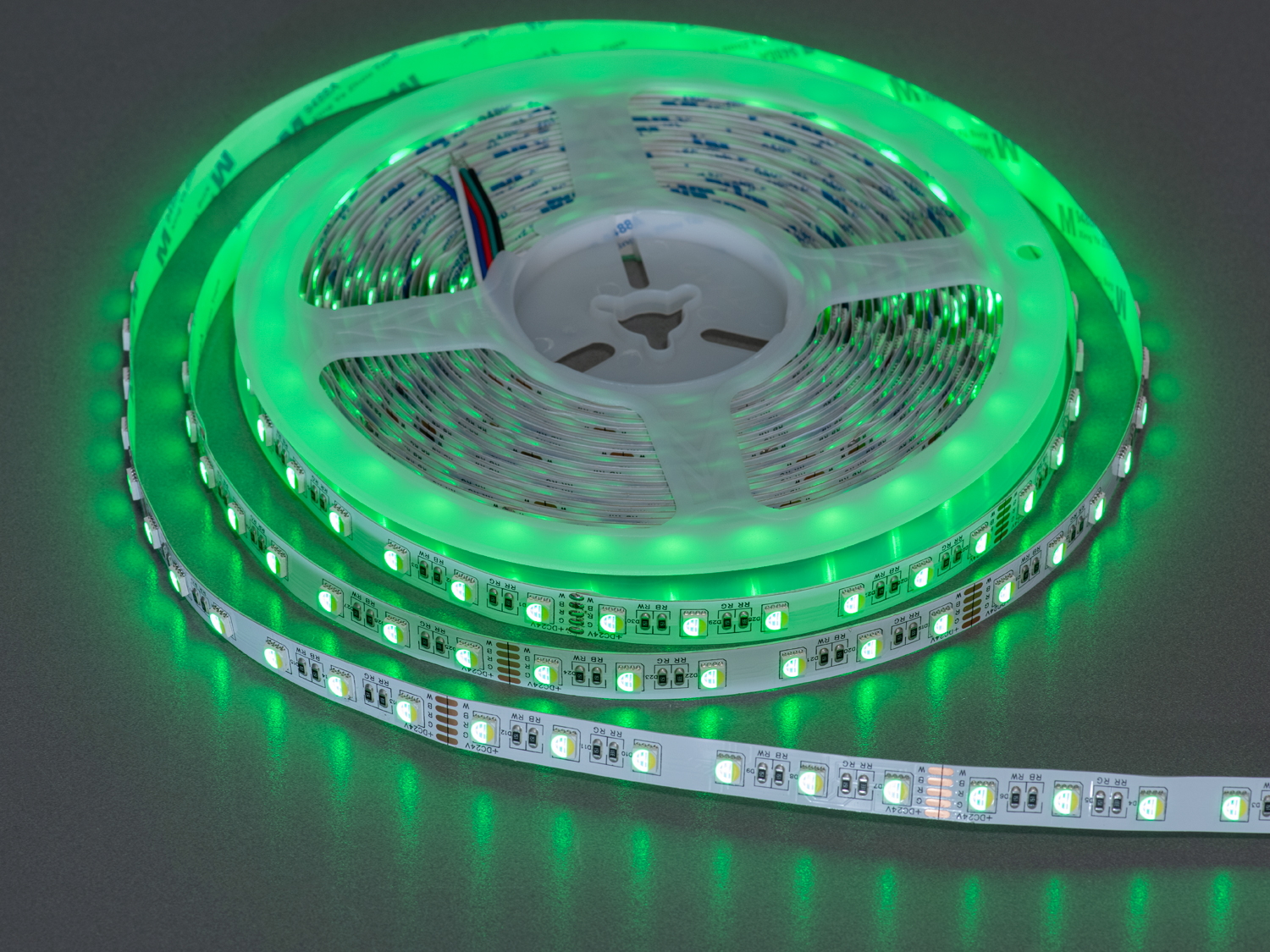 Світлодіодна стрічка 24В 60 діодів RGB+холодний білий 10мм