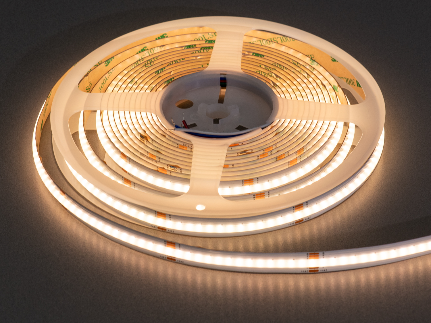 LED стрічка 24В, 108 діодів на метр, 10мм, RGB