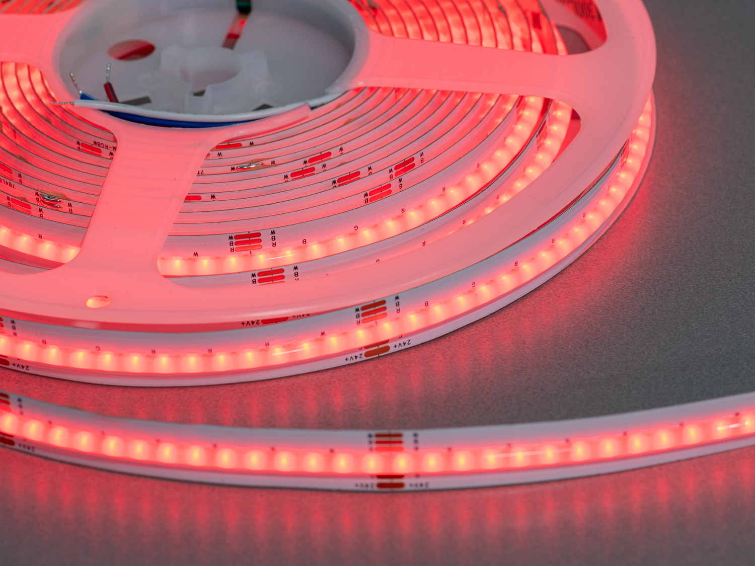 LED стрічка 24В, 108 діодів на метр, 10мм, RGB