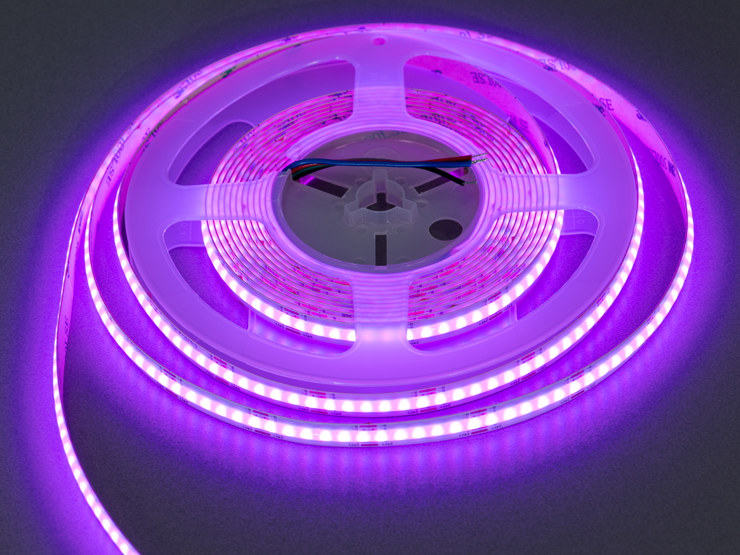 LED стрічка 24В, 840 діодів на метр, 10мм, RGB