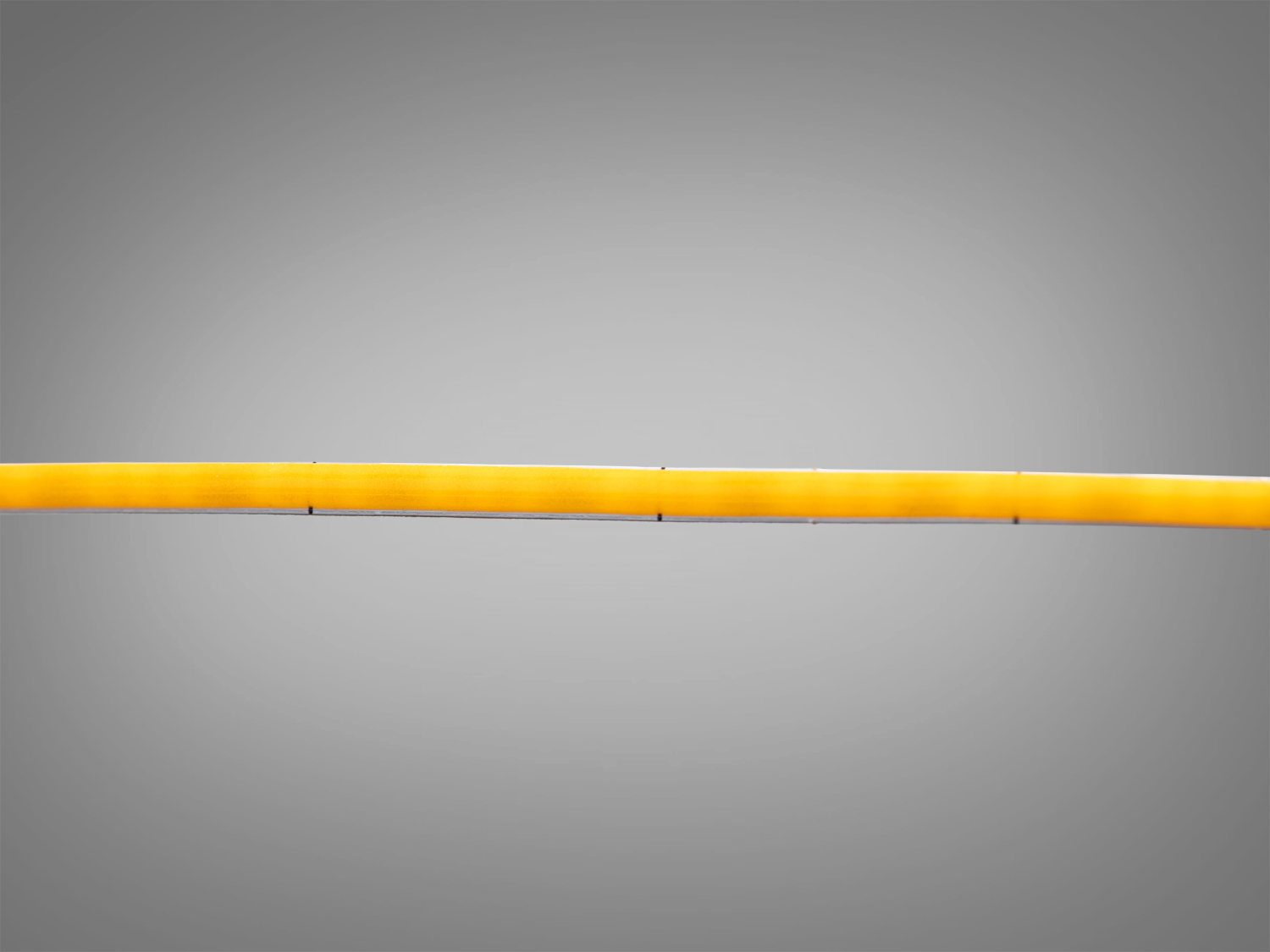 COB LED стрічка 24В, 320 діодів на метр, 8мм, теплий. Придбайте COB світлодіодну стрічку — це досконале рішення для тих, хто прагне до комфорту, стилю та енергоефективності.