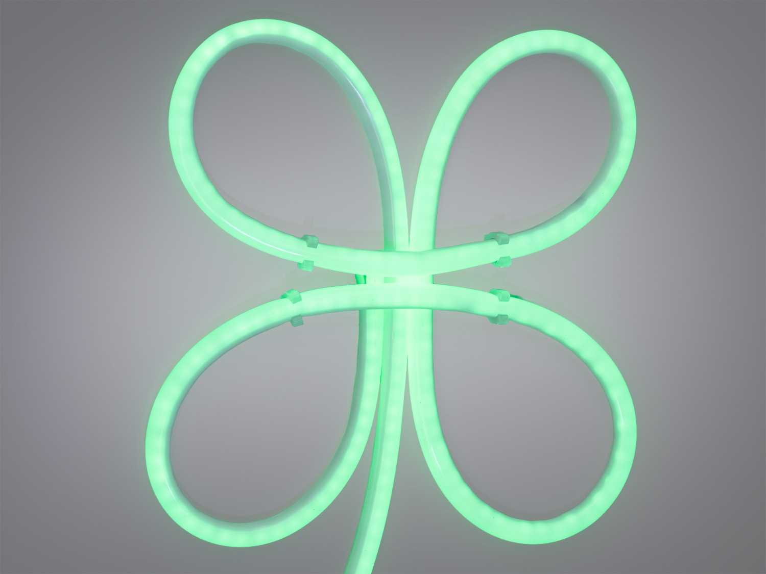 LED NEON 220в, герметичний, 7x15мм, блакитний. Придбайте гнучку неонову стрічку, надійне, яскраве та економічне рішення для зовнішнього, технічного та архітектурного освітлення.