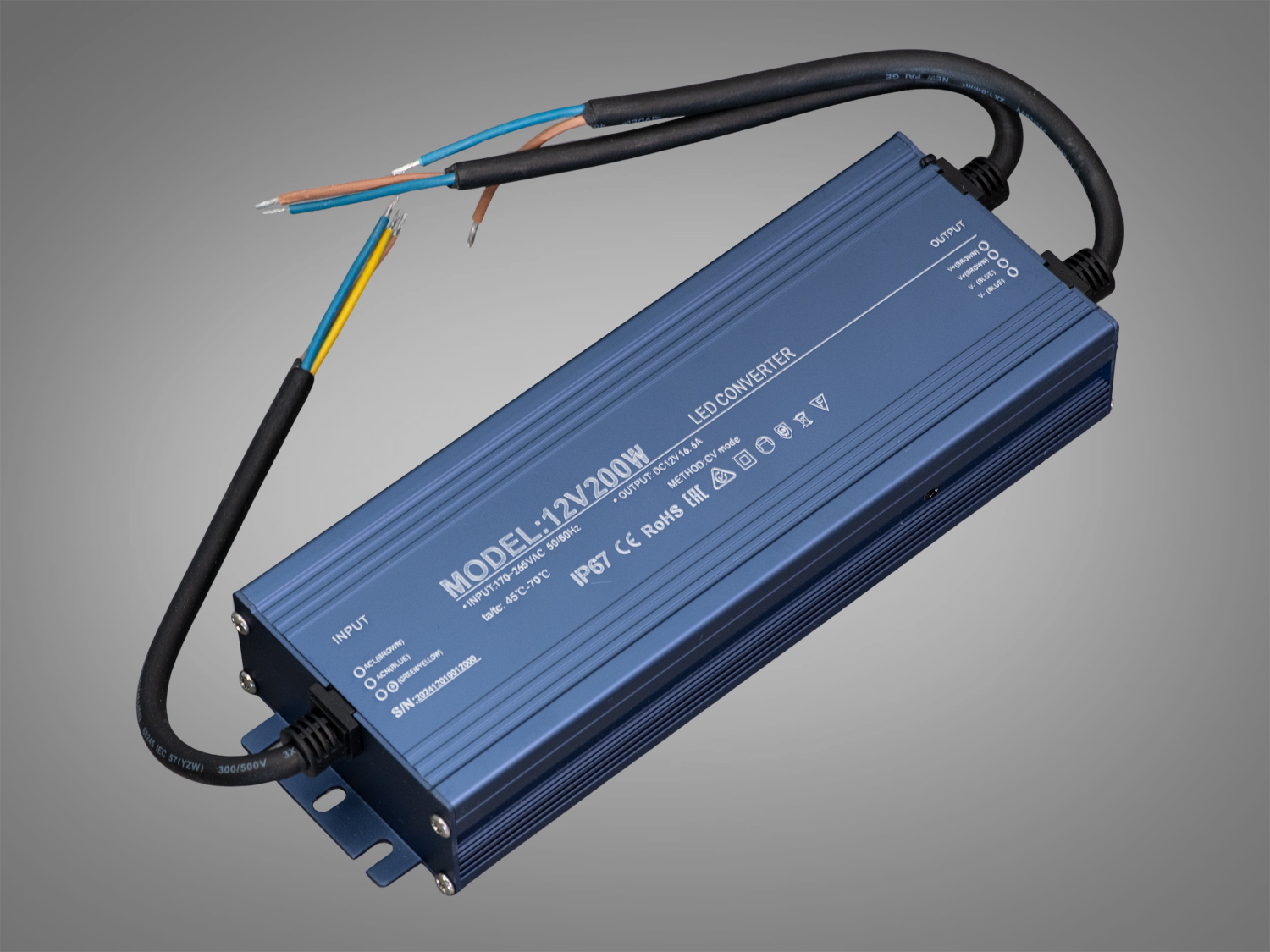 Блок живлення 12В, для підключення LED стрічки, 200Вт, 16.66А. Надійне, герметичне рішення для живлення світлодіодної стрічки з напругою 12 В, 200Вт, 16,66А.