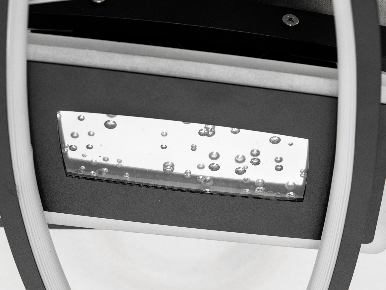Футуристична LED люстра в кабінет, чорна, 80W на 12м2