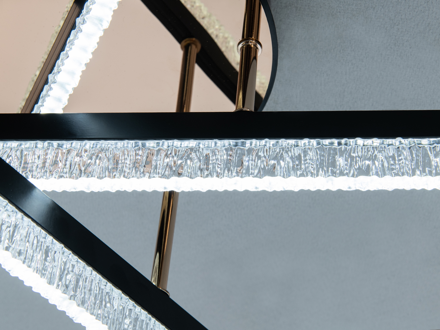 Стельова люстра Diasha LED 48Вт чорна сучасна акрилова з розсіювачами