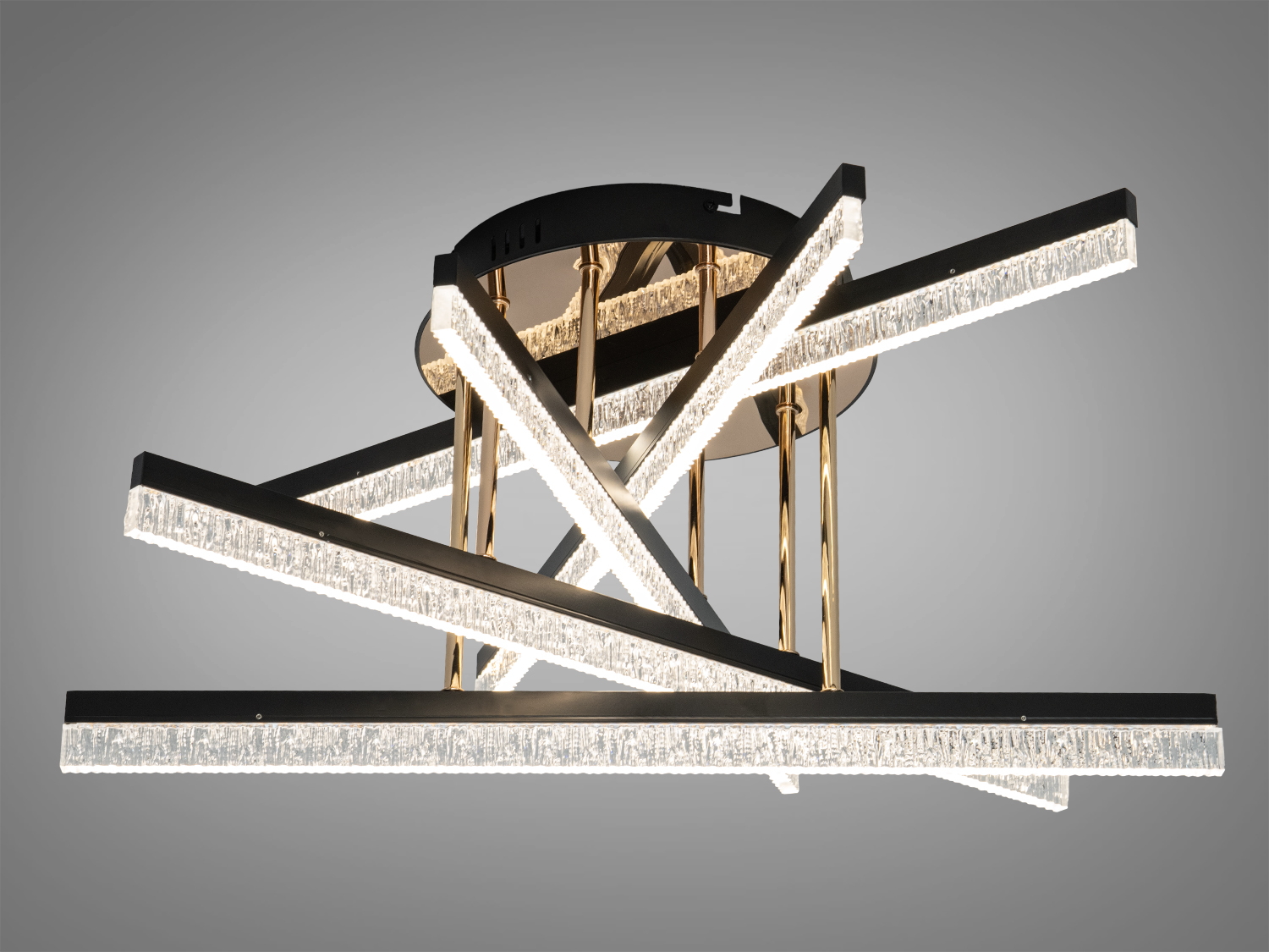 Лампа з горизонтальними LED-смугами на круглій основі, що забезпечує рівномірне освітлення. Ідеальна для вітальні.