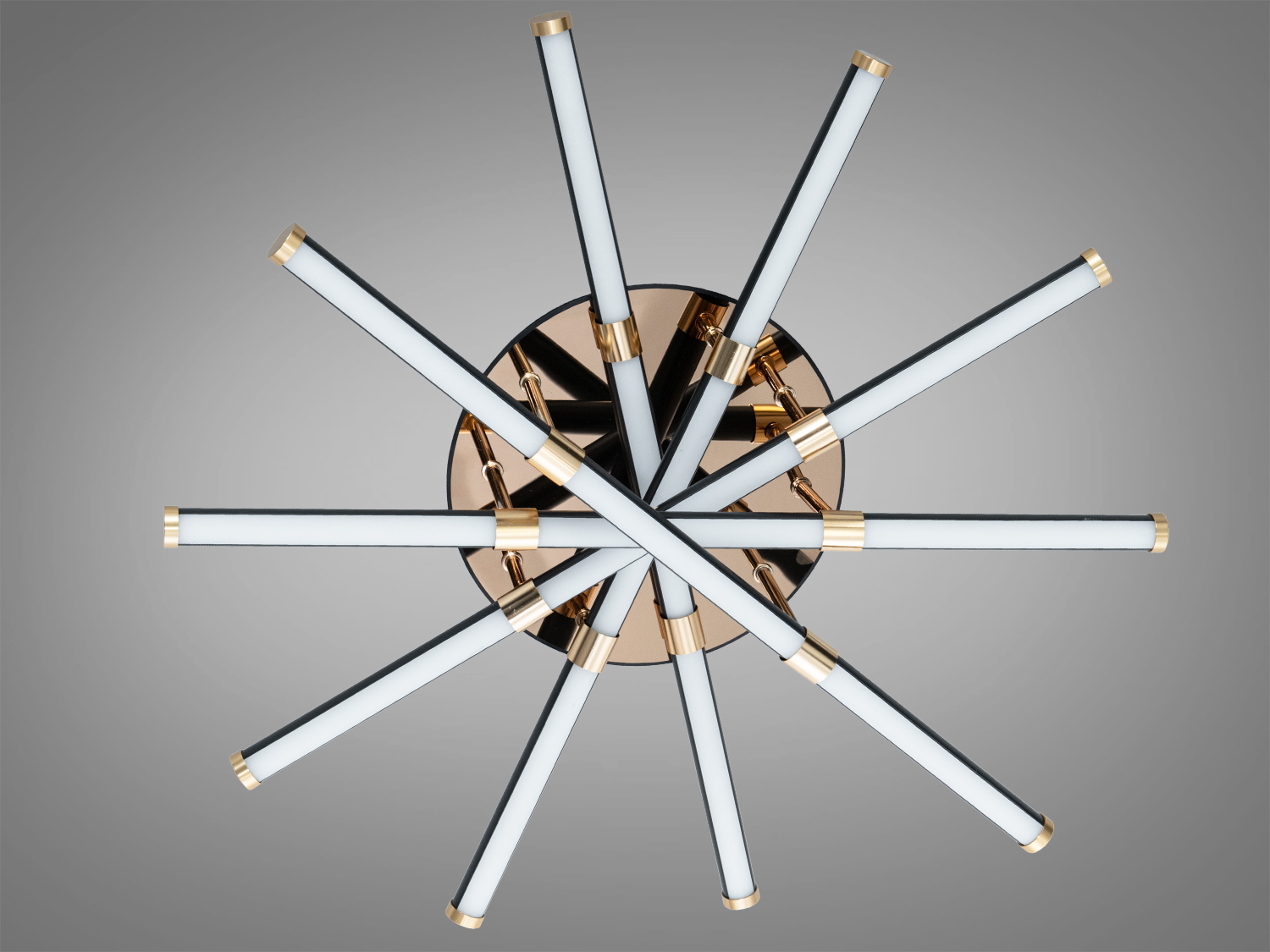 Світильник з рівномірно розміщеними трубками, що надає симетричності. Ідеальний для мінімалістичного дизайну.