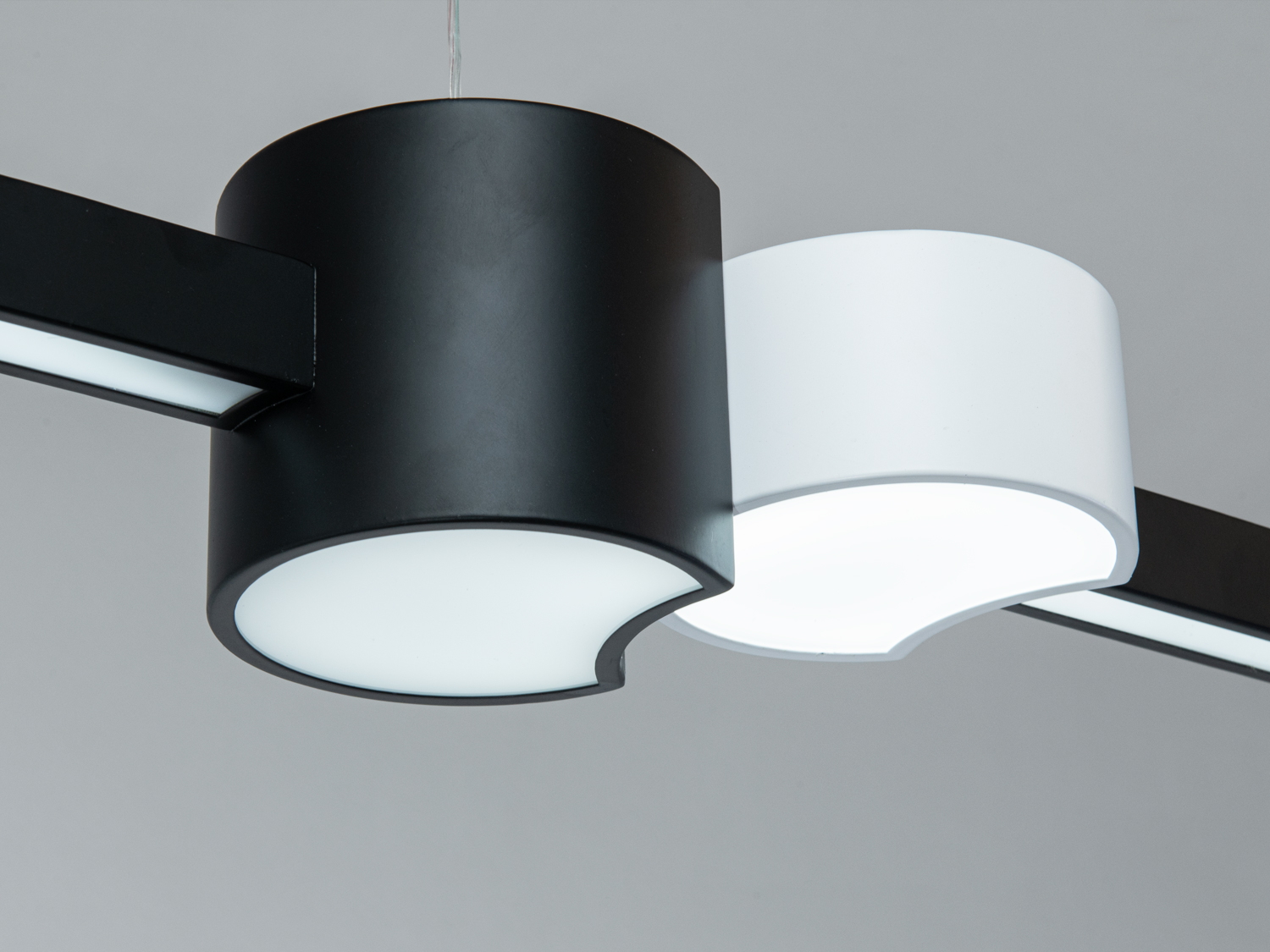 Світлодіодна підвісна люстра LED люстри чорна 26 Вт асиметрична