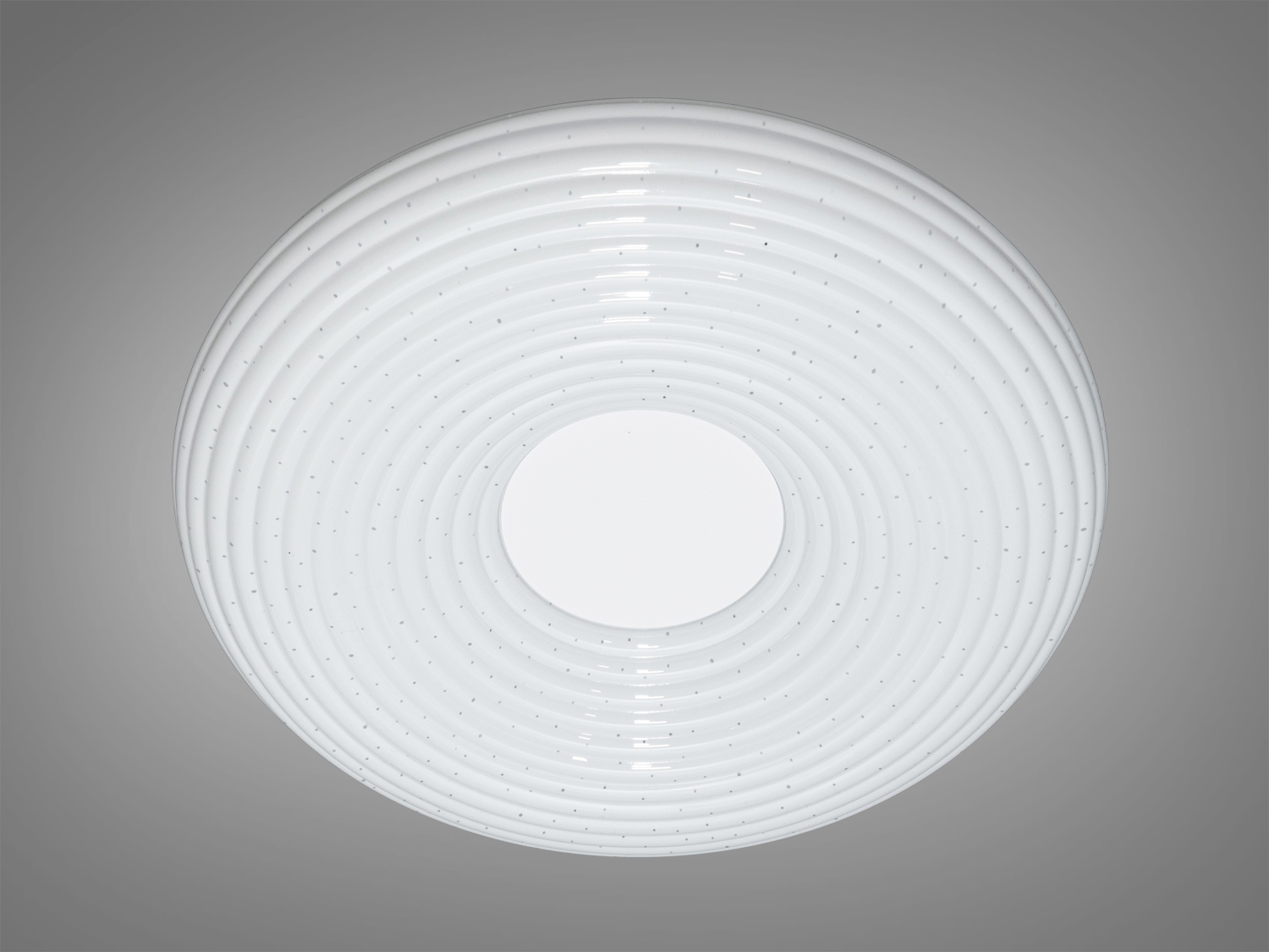 Кругла стельова люстра-таблетка у ванну, колір білий, 52W на 8м2